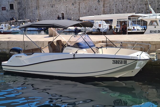 Dubrovnik Kayak Rental on Banje Beach - St. Jacob’s, Kolorina Coves, and Betina Cave: What to Look For