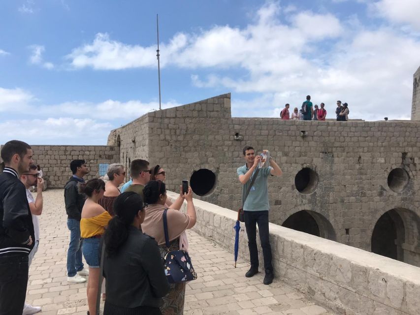 Dubrovnik: Legendary Game of Thrones Walking Tour - What the guide really adds: screenshots, behind-the-scenes, and story logic