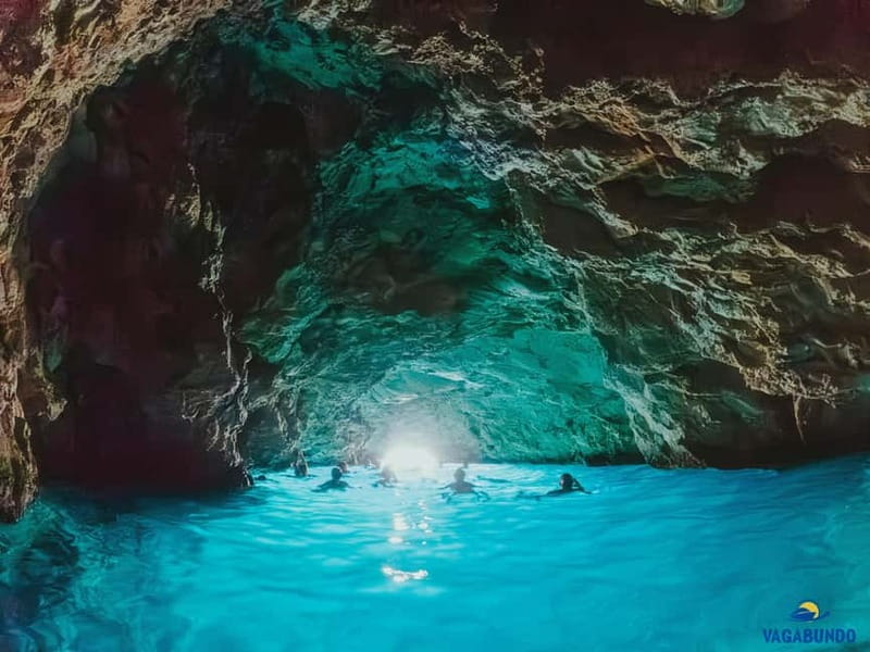 Dubrovnik: Morning Blue Cave speedboat tour with drinks - Drinks, Snorkel Gear, and How the Crew Keeps Things Moving
