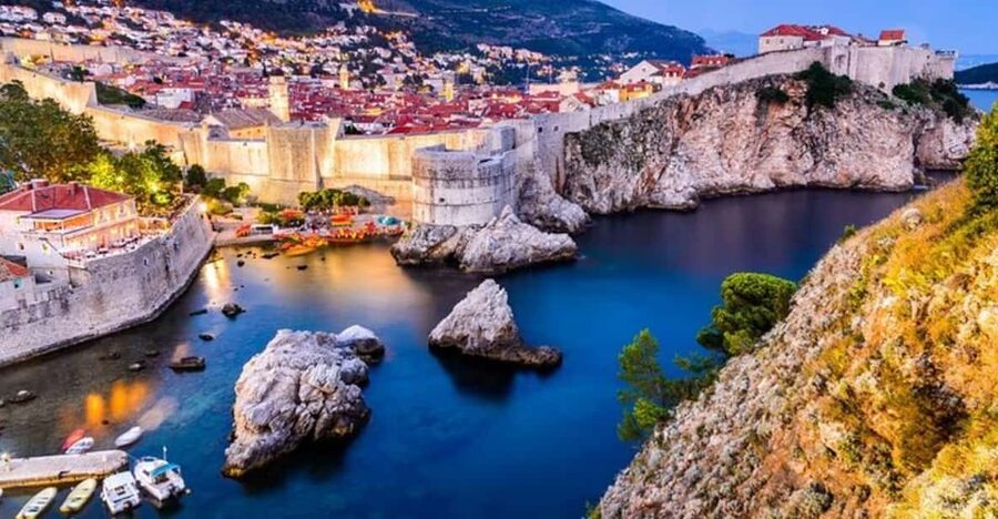 Dubrovnik : Must-See Private Walking Tour With A Guide - What the Guide Adds: Advice You Can Use Right Away