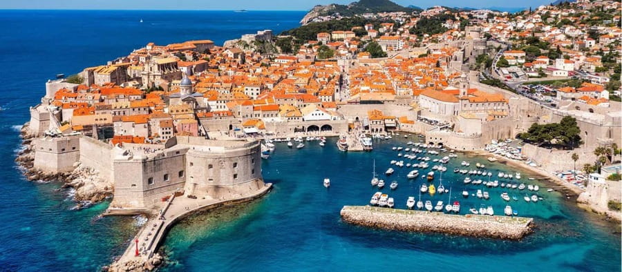 Dubrovnik: Old City Walking Tour with a FREE Polaroid Photo - Revelin photo stop: a quick moment that pays off all day