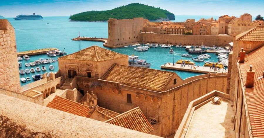 Dubrovnik: Old Town and City Walls Guided Walking Tour - City Walls first: why this route is the whole point