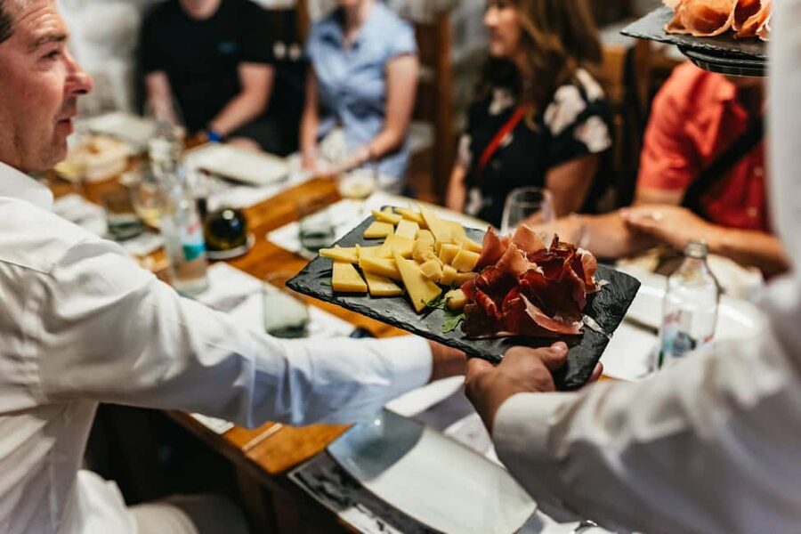 Dubrovnik: Old Town Food Tour - Landmark stories while you taste