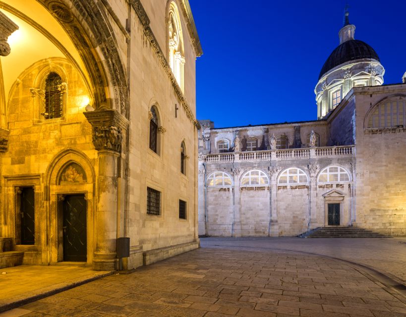 Dubrovnik: Old Town Highlights Guided Evening Walking Tour - Who this evening tour suits best