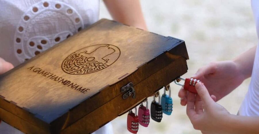 Dubrovnik: Old Town History Outdoor Escape Game - Mission in a Book: How the Game Works in Dubrovnik Old Town