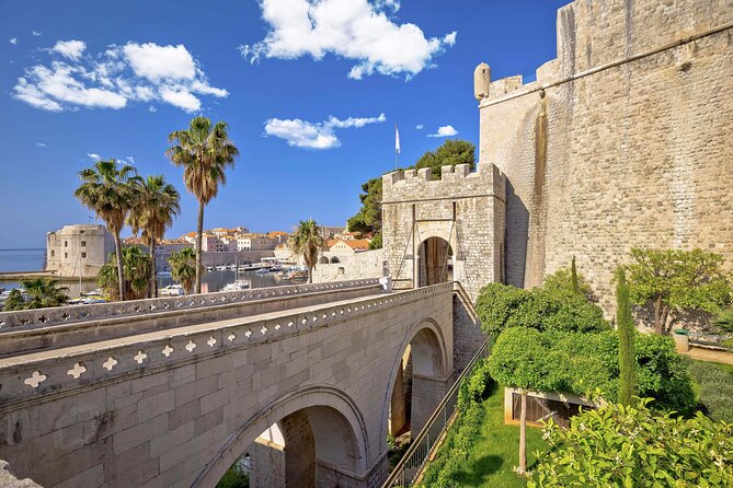Dubrovnik Old Town Walking Tour with Audioguide - Monasteries and Churches: Quiet Stops that Add Texture