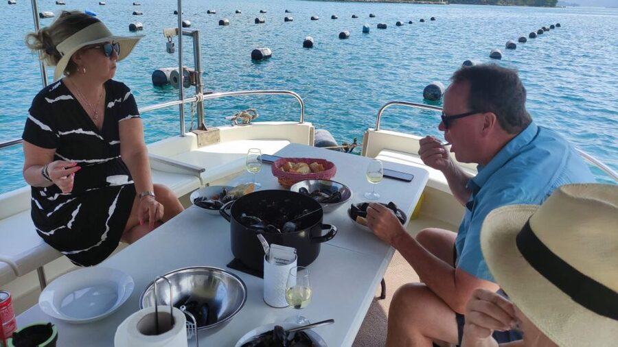 Dubrovnik: Oyster, Mussles, and Wine Tasting Tour in Ston - The Little Ston Bay boat ride: seafood tasting while it’s still fresh