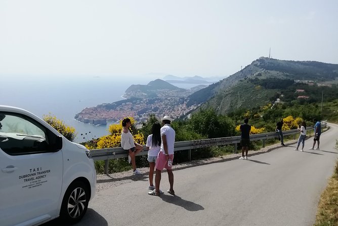 Dubrovnik panorama tour & Dubrovnik on your own - Pickup and getting there: where it starts matters in Dubrovnik
