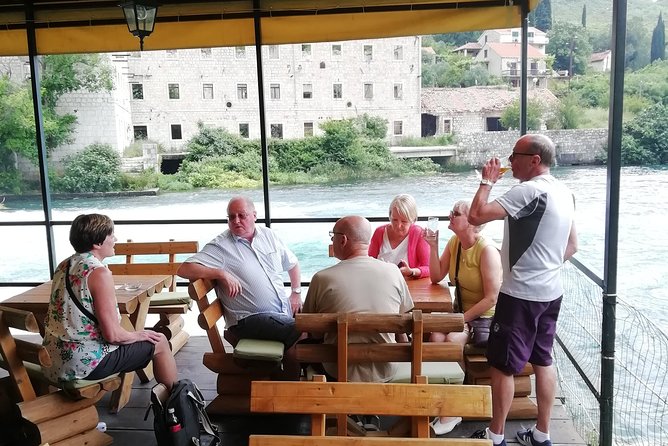 Dubrovnik panorama tour & Dubrovnik on your own - The guide experience: what good driving and explaining feels like