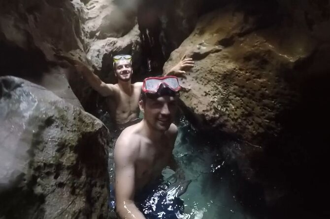 Dubrovnik: Private Boat Island tour with pickup - Stop 2: Don Đivan for Snorkel, and Drinks Onboard
