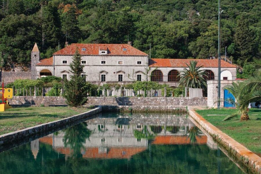 Dubrovnik: Private Cooking Experience with Wine Tasting - Majkovi Farmhouse Cooking Class: From Tasting Liqueurs to Cooking the Meal