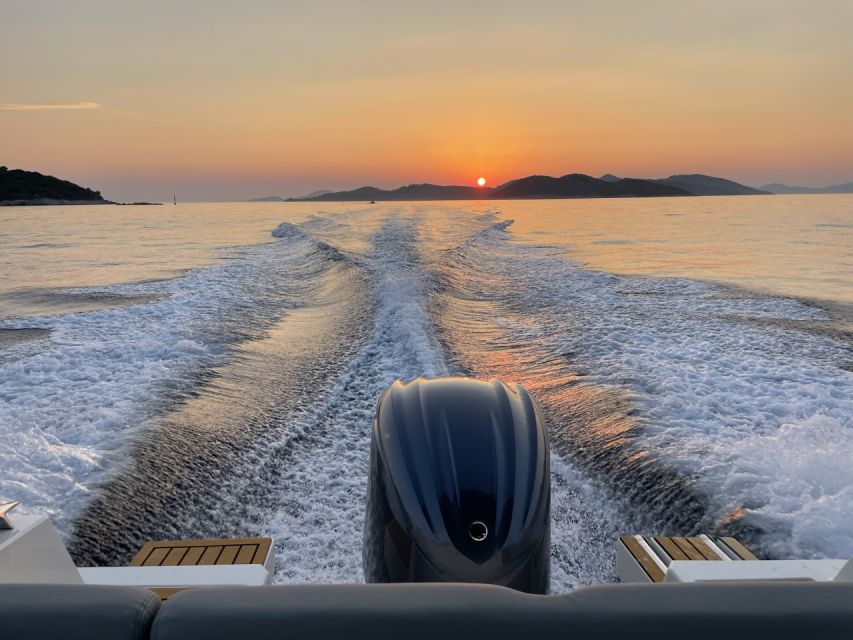 Dubrovnik: Private Elaphiti Islands and Blue Cave Tour - Boat comfort: what’s on board and why it matters