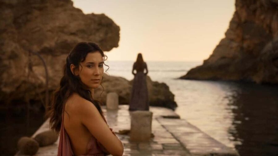 Dubrovnik: Private Game of Thrones Tour: Inside Look - West Harbour photo stop: setting the tone before the climb