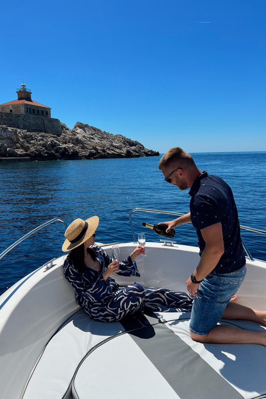 Dubrovnik - Private half day trip around of Elaphiti islands - First move: the quick run to Koločep and the Blue Cave