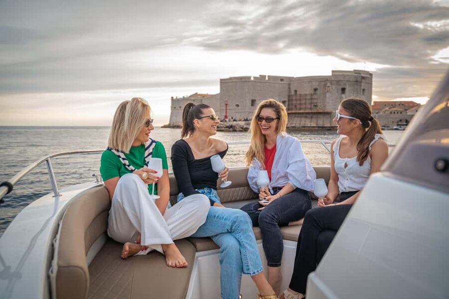 Dubrovnik Private Speedboat Tour to Elaphite Islands - Lovrijenac: the photo stop that makes the whole city click
