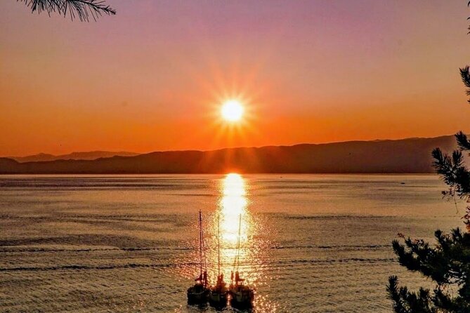 Dubrovnik : Private Sunset Tour around Old Town or Blue Cave - Key things that make this sunset sail special