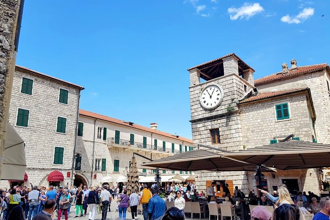 Dubrovnik: Private Tour to Montenegro - Kotor & Perast - The Adriatic coast drive: your Montenegro warm-up