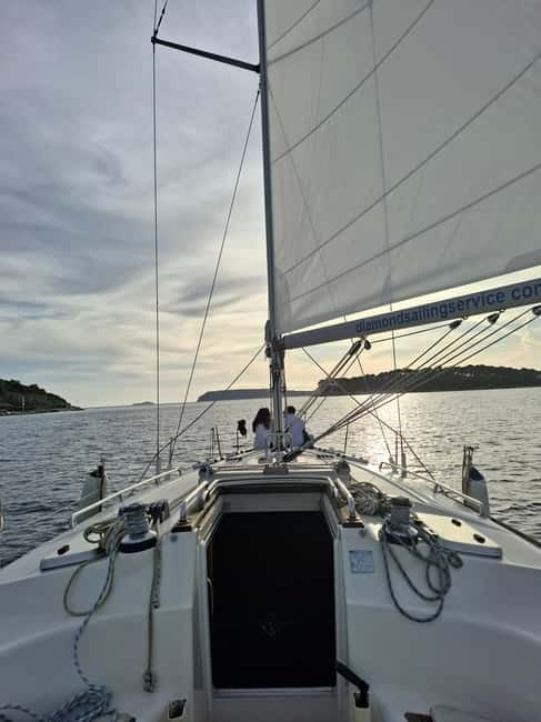 Dubrovnik:Romantic Private Sunset Tour to Old Town& Elafitiy - Choosing Your Sunset Strategy: Old Town + Lokrum OR Koločep + the Blue Cave