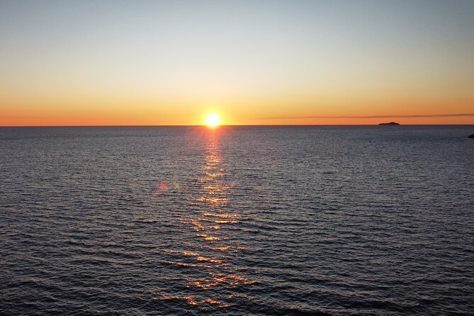 Dubrovnik Romantic Sunset Boat Tour - Drinks, Snacks, and the Comfort That Makes It Feel Like a Date