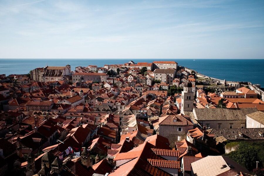 Dubrovnik's Jewish Heritage Tour: Unveiling the Past - Walking Through Centuries: What the Streets Are Doing for You