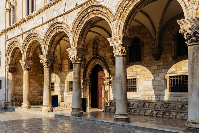 Dubrovnik Sightseeing With Cable Car Included From Dubrovnik - Dubrovnik Old Town + Srđ cable car: a smart pairing