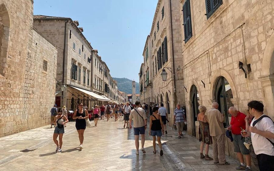 Dubrovnik: Small-Group Guided Old Town History Walking Tour - Key takeaways before you go