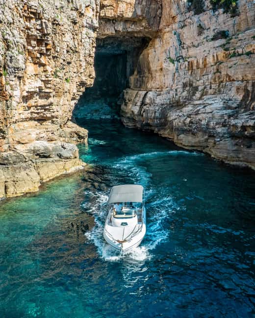 Dubrovnik: Sunset tour - Champagne, Fruit, and a Real Drinks Choice