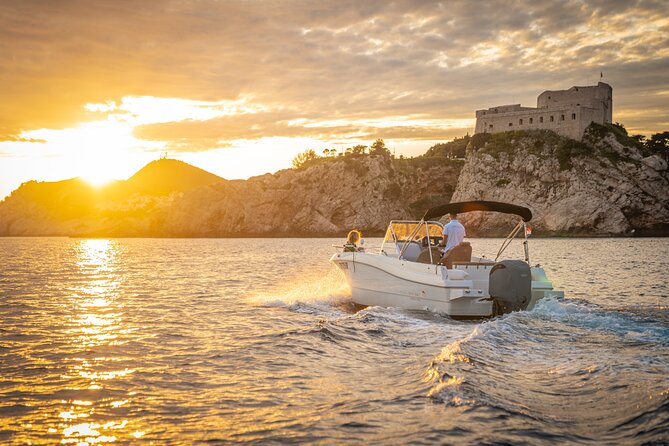 Dubrovnik Sunset Tour By Boat With Local - Sunset and Return to the Harbor: When It Feels Like a Scene