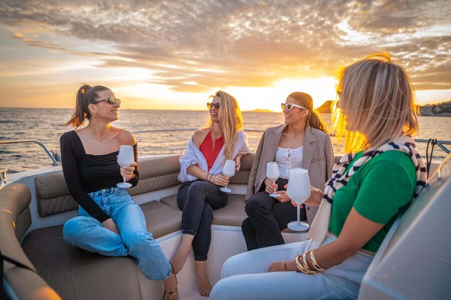 Dubrovnik: Sunset Tour With Panorama Of City Walls - Betina Cave Beach and Plaža Sveti Jakov: start scenic, stay moving