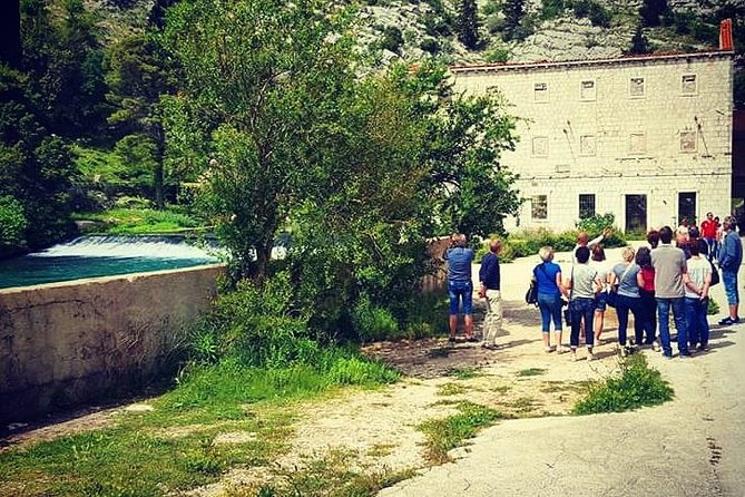 Dubrovnik Sunset Tour with Wine Tasting - Weather reality check: how to protect your sunset odds