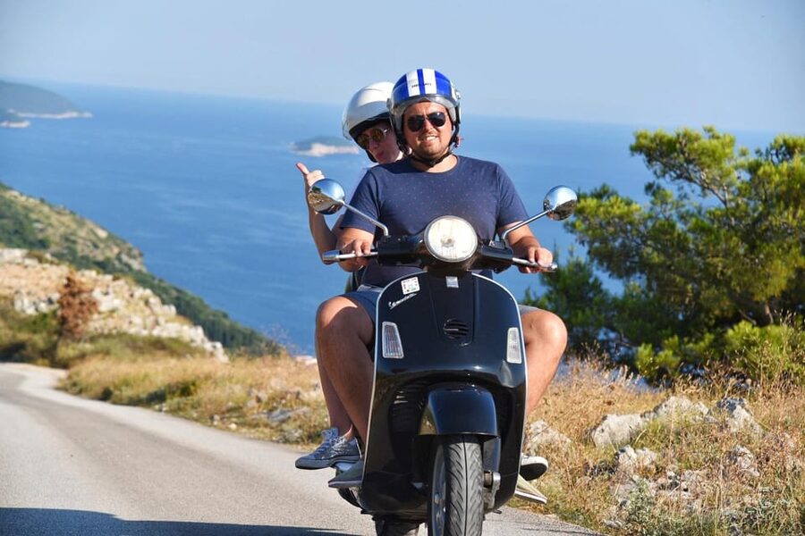 Dubrovnik: Vespa rental - Price and value: what $64 for up to 2 riders really buys