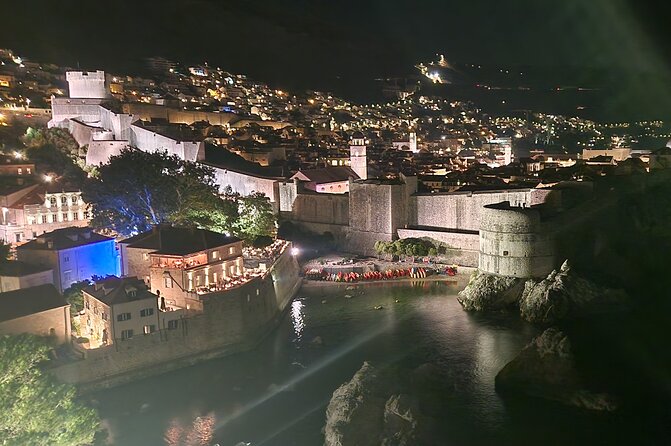 Dubrovnik Walk & Wine: Old Town Walking tour with a Glass of Wine - The rhythm of a night walk: what to expect on the ground