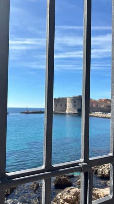 Dubrovnik: Walking tour of the Old Town- Morning/Afternoon - Pile Gate views and Onofrio’s Fountain details