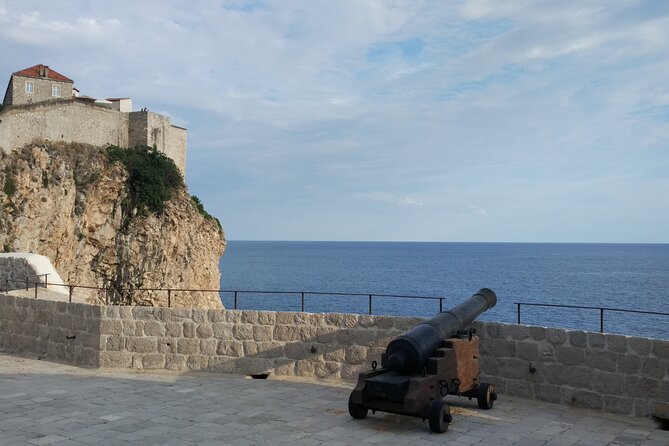 Dubrovnik Walls: Secret Tunnels of Minčeta Tower & Fort Bokar - Minčeta Fortress: the basketball court and the 15th-century tunnels