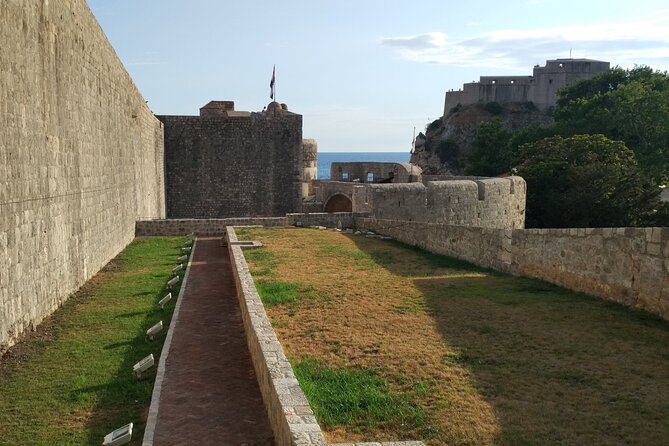 Dubrovnik Walls: Secret Tunnels of Minčeta Tower & Fort Bokar - Gornji Ugao Tower: stepping into a 16th-century gun foundry