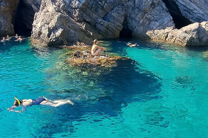 Elafiti Islands Private Luxury 4-Hour Speedboat Tour - A private speedboat way to see the Elafiti Islands from Dubrovnik