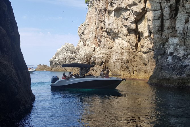 Elafiti Islands Private Luxury 4-Hour Speedboat Tour - Weather, seas, and what to pack for a cave-and-beach day