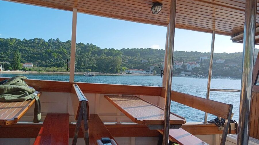 Elaphite Islands Cruise with Local Gastronomy at Captain's H - The return trip: one more swimming break