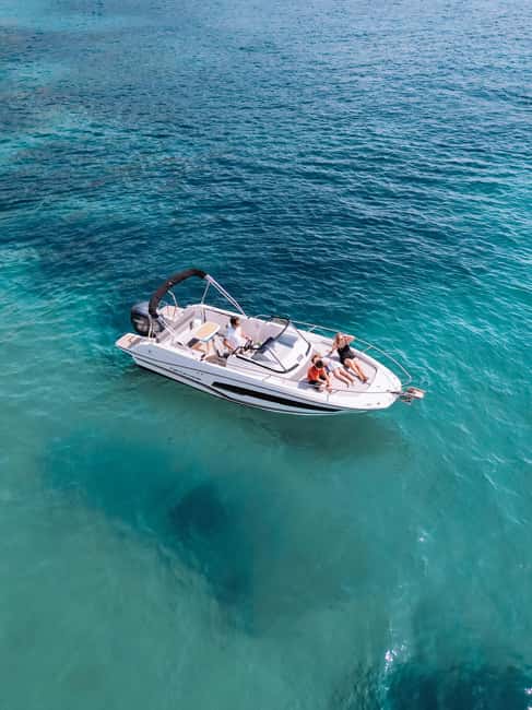 Elaphite Islands: Private boat tour (Cap Camarat 7.5wa) - Dubrovnik pickup and the early-start advantage