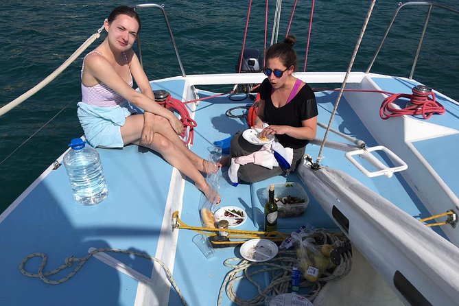 Experience full day sailing from Dubrovnik to Elaphiti islands - Šipan island lunch time: fuel, food, and how to handle payments