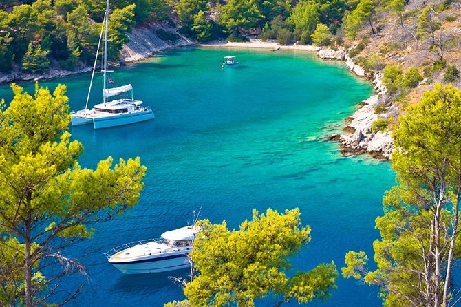 Explore the Caves and Hidden Bays with Underwater Scooter - Stop at the Elaphiti Islands: hidden coves and quiet water breaks