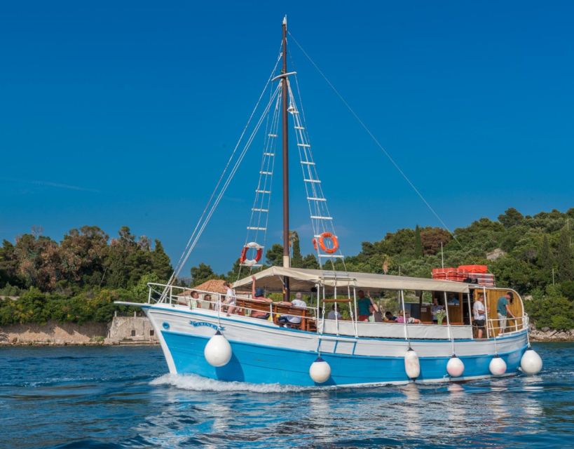 From Dubrovnik: Boat Tour to Kolocep, Lopud, & Sipan Islands - Meet the boat: Emili, the 8:45 start, and how the day is organized