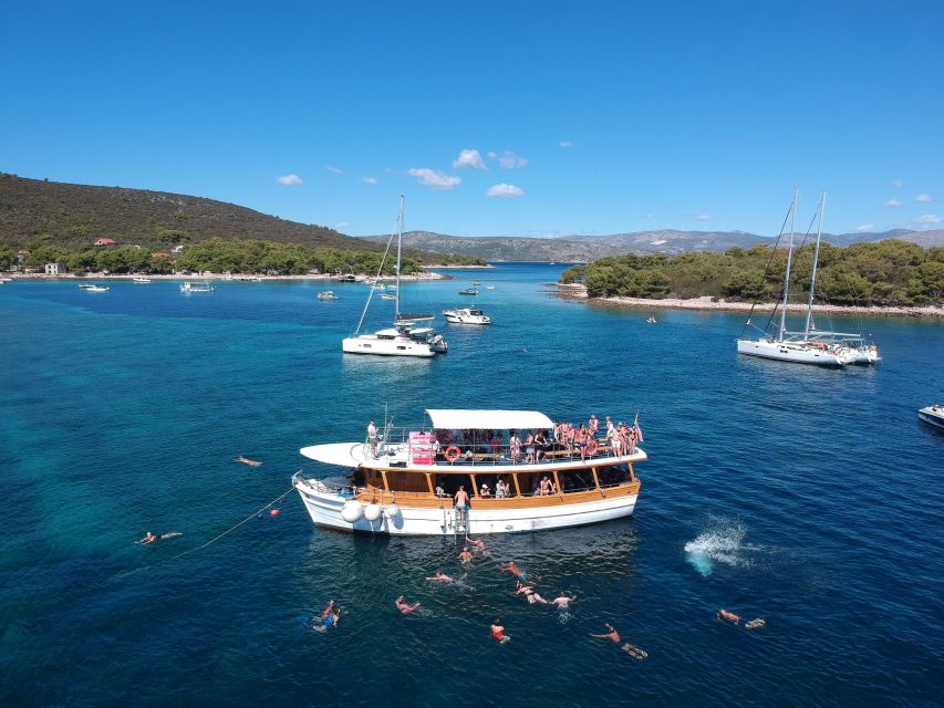 From Dubrovnik: Elaphite Islands Day Trip with Lunch - Dubrovnik to the Elaphite Islands: the pace and the vibe