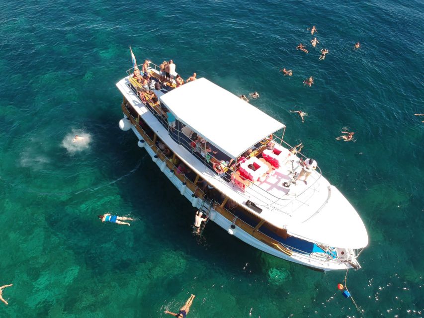 From Dubrovnik: Elaphite Islands Day Trip with Lunch - The Boat Ride Itself: WiFi, space, and a crew that checks in