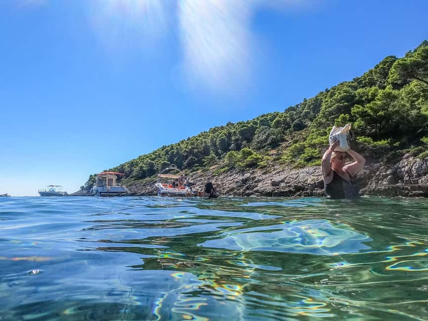 From Dubrovnik: Elaphiti Islands & Blue Cave Speedboat Tour - Key moments worth your attention