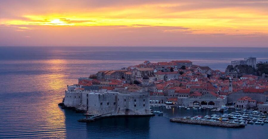 From Dubrovnik: Golden Hour Sunset Cruise with Free Drinks - Why Dubrovnik’s Golden Hour Works Best by Boat