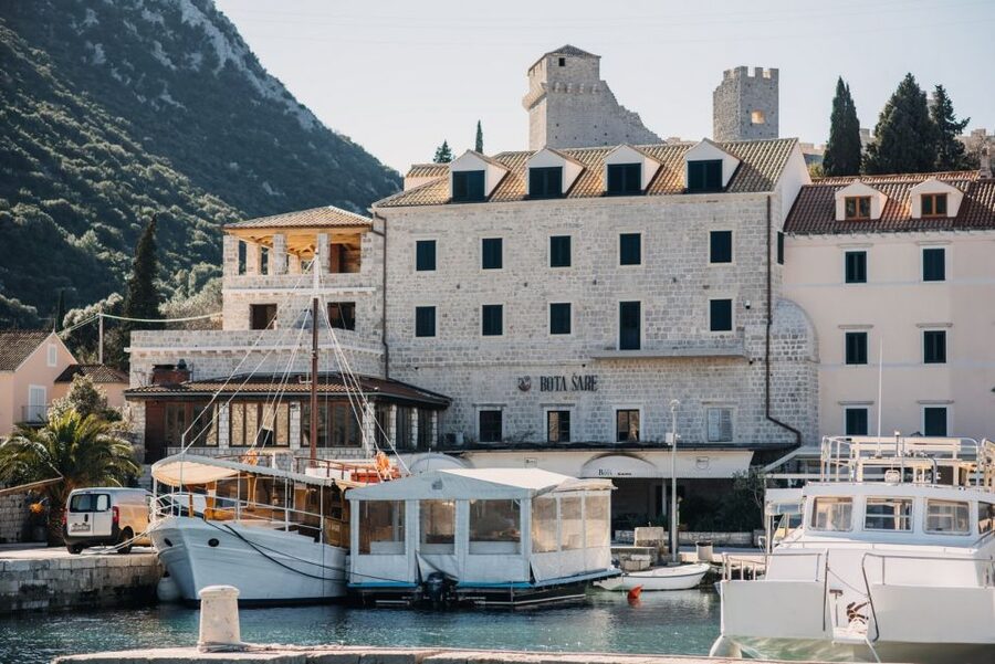 From Dubrovnik: Mali Ston Oyster Paradise Tour with Transfer - Should you book the Dubrovnik–Mali Ston oyster tour?