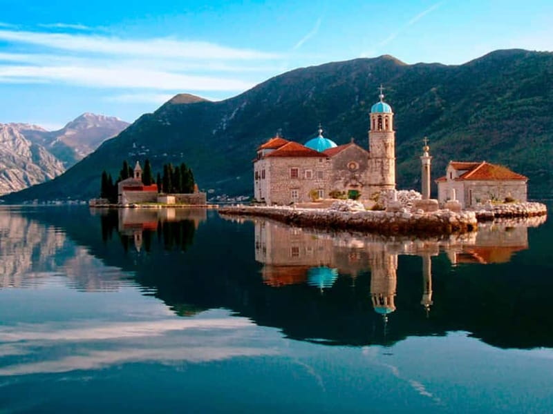 From Dubrovnik: Montenegro Boat Tour from Perast to Kotor - Kotor: a 30-minute guided tour plus 2.5 hours to make it yours