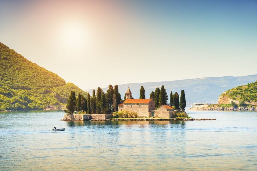 From Dubrovnik: Montenegro Day Trip - Budva (small-group option only): a sea town in a short window