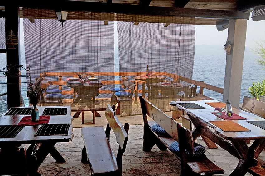 Full-Day Peljesac Wine Tour - Ston: Salt Walls, Shellfish Farms, and a Quick Reality Check